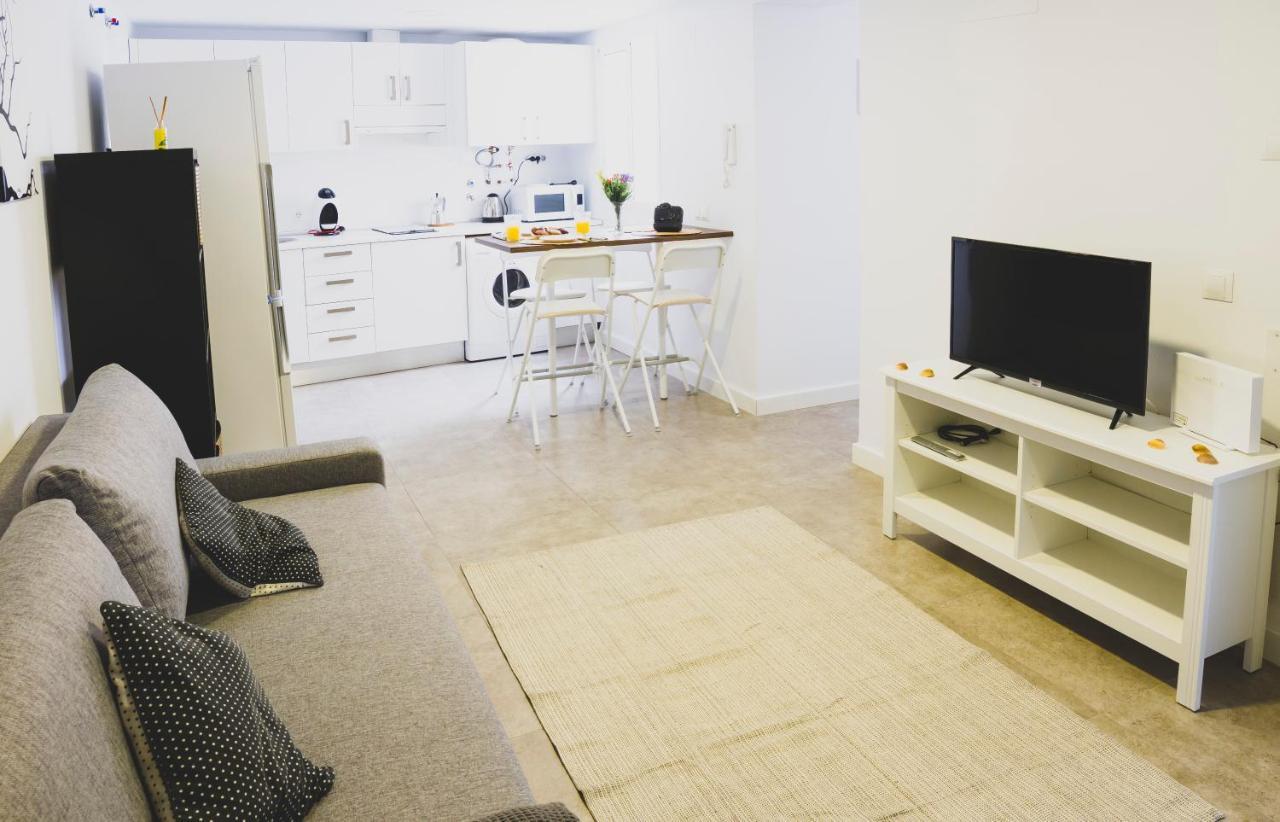Cdz - Botica, Encantador Apartamento En Pleno Centro Historico カディス エクステリア 写真